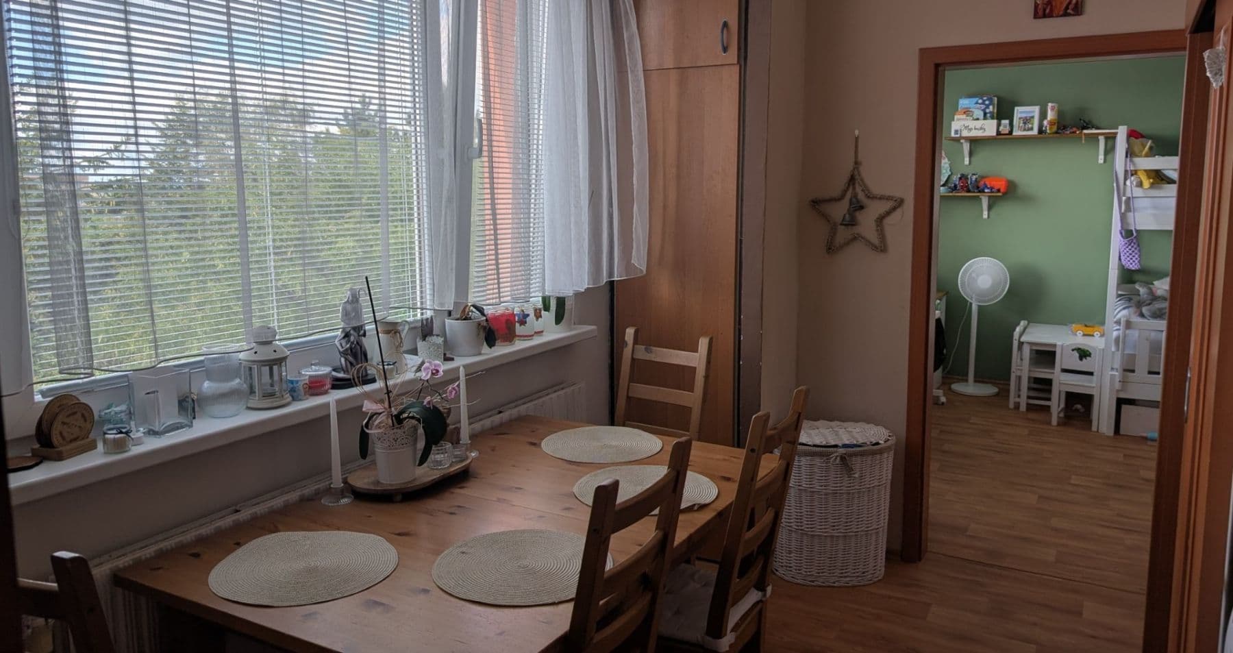 Predaj bytu 3-izbový 75 m², U Vodojemu, Valašské Meziříčí, Zlínský kraj Predaj bytu 3-izbový 75 m², U Vodojemu, Valašské Meziříčí, Zlínský kraj