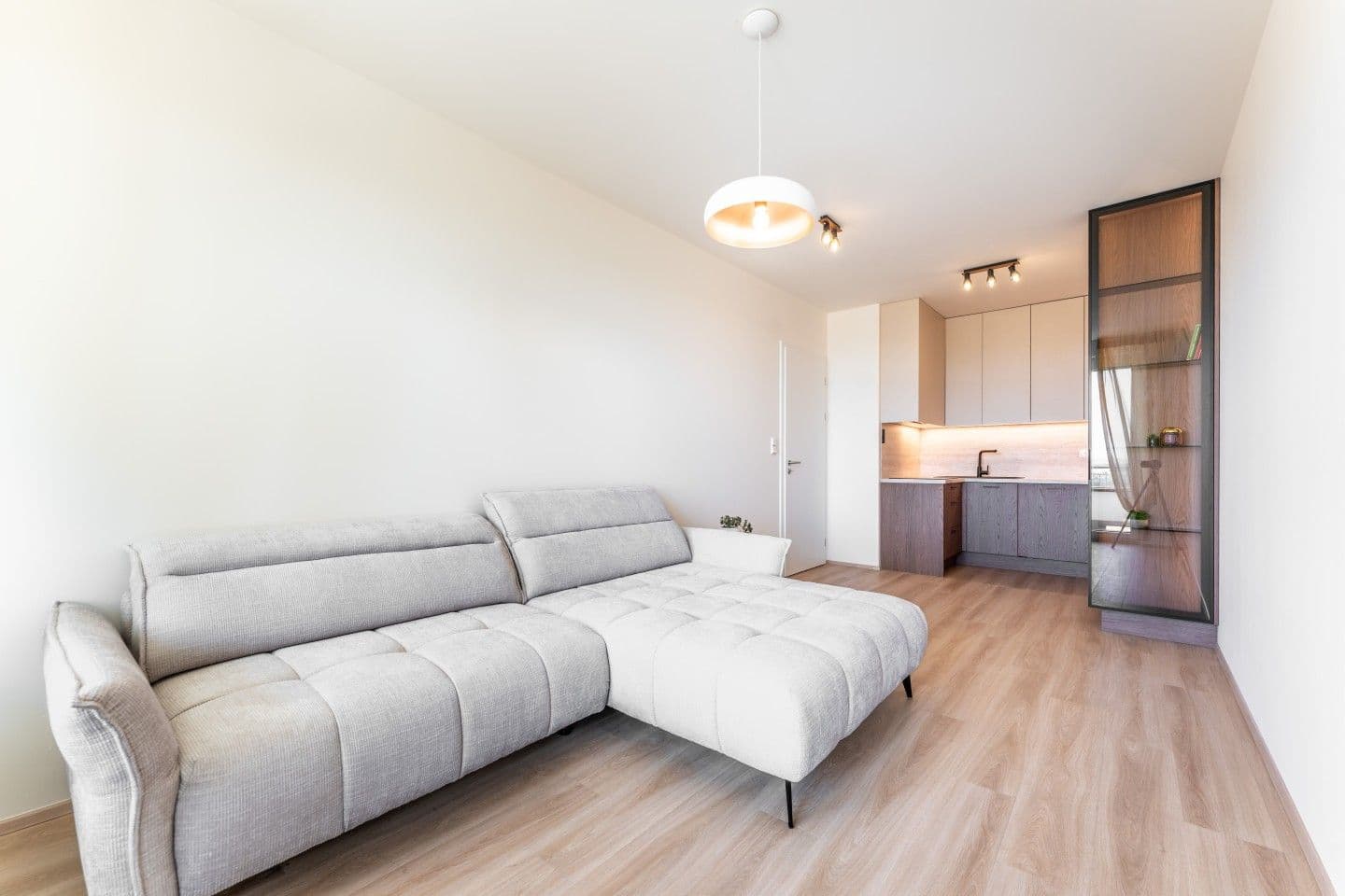Prenájom bytu 3-izbový 68 m², Thomasova, Praha, Praha Prenájom bytu 3-izbový 68 m², Thomasova, Praha, Praha