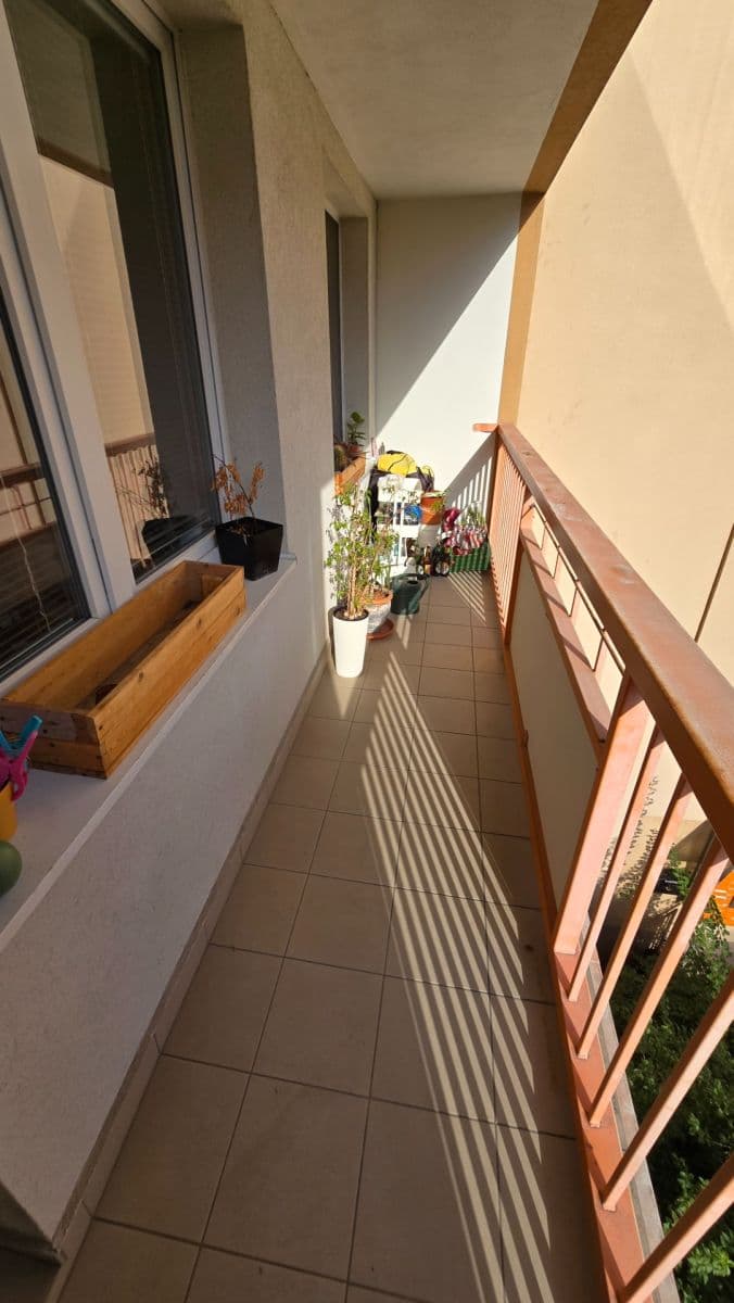 Prenájom bytu 3-izbový 78 m², Vondroušova, Praha, Praha Prenájom bytu 3-izbový 78 m², Vondroušova, Praha, Praha