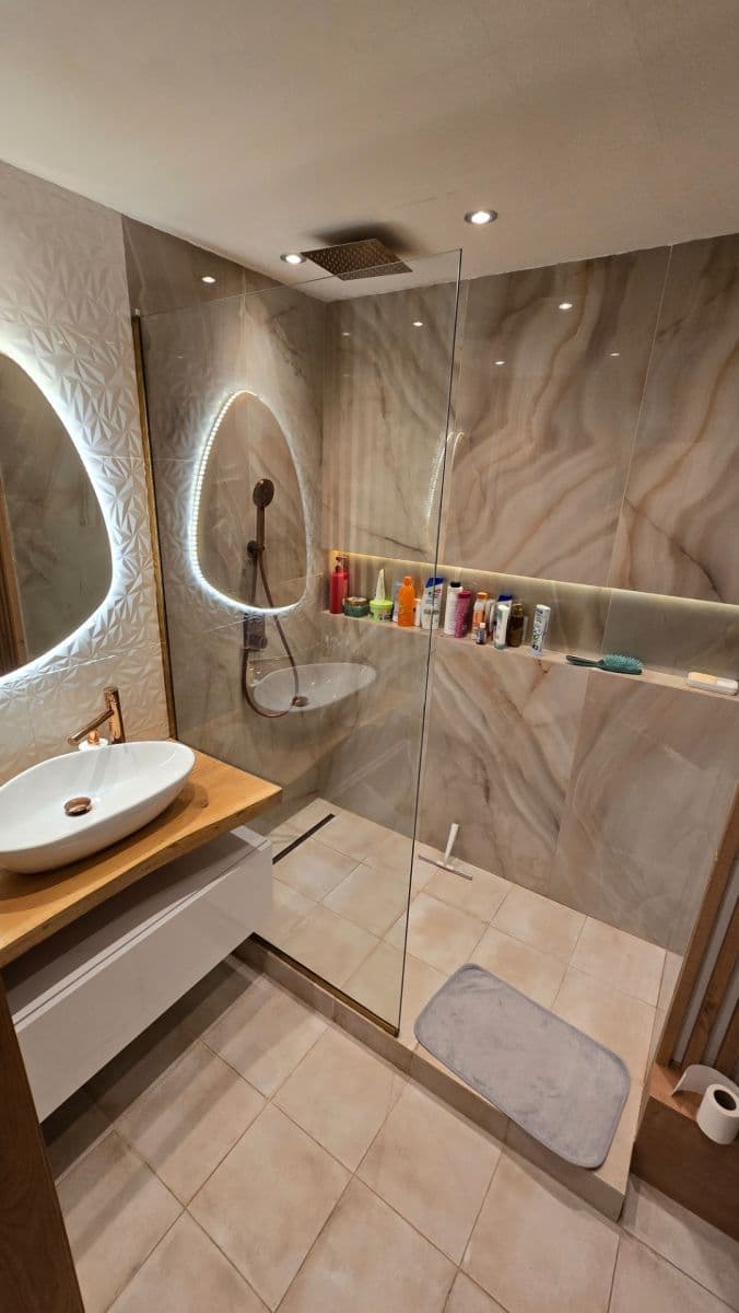 Prenájom bytu 3-izbový 78 m², Vondroušova, Praha, Praha Prenájom bytu 3-izbový 78 m², Vondroušova, Praha, Praha