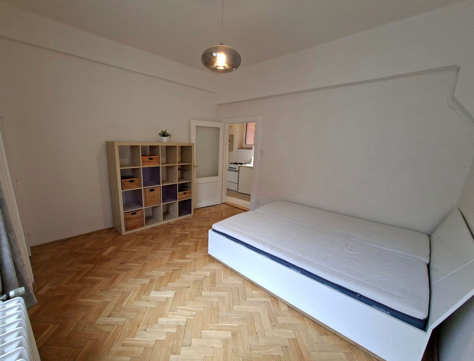 Prenájom bytu 2-izbový 47 m², Viklefova, Praha, Praha Prenájom bytu 2-izbový 47 m², Viklefova, Praha, Praha