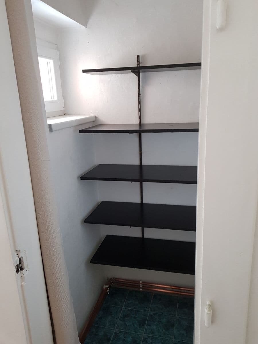 Prenájom bytu 2-izbový 47 m², Viklefova, Praha, Praha Prenájom bytu 2-izbový 47 m², Viklefova, Praha, Praha