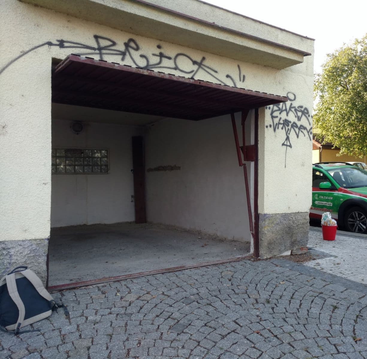 Predaj garáže 24 m², Praha, Praha Predaj garáže 24 m², Praha, Praha