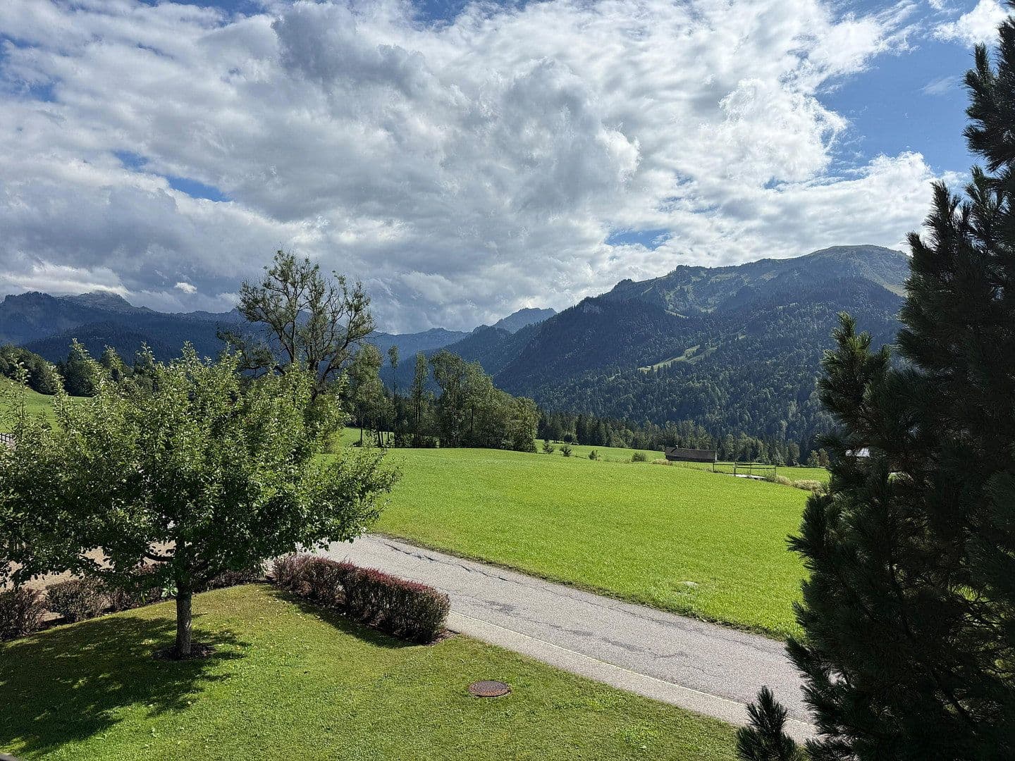 Prenájom domu 250 m², pozemok 1.200 m², Mähmoos, Sibratsgfäll, Vorarlbersko Prenájom domu 250 m², pozemok 1.200 m², Mähmoos, Sibratsgfäll, Vorarlbersko