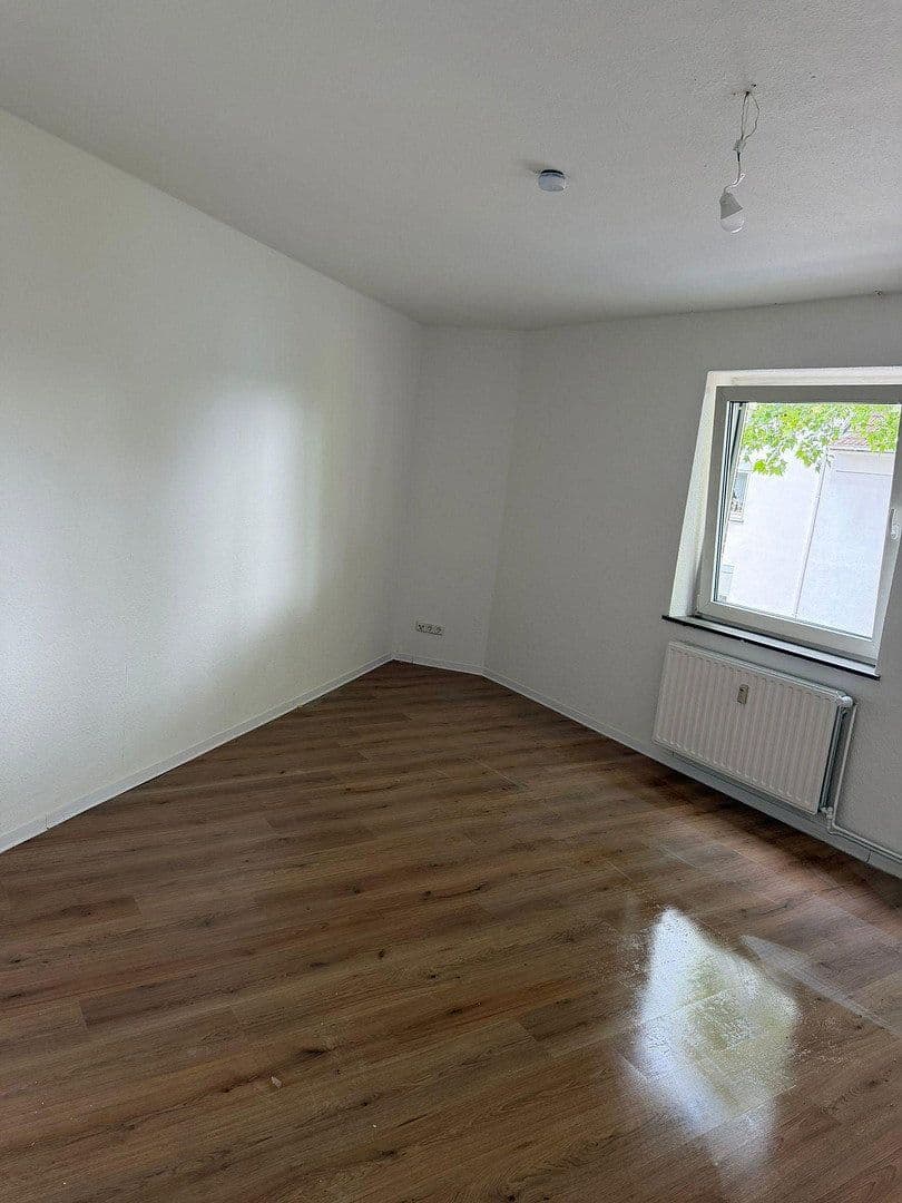 Predaj domu 908 m², pozemok 374 m², Gelsenkirchenerstr. 36, Bochum, Severné Porýnie - Westfálsko Predaj domu 908 m², pozemok 374 m², Gelsenkirchenerstr. 36, Bochum, Severné Porýnie - Westfálsko