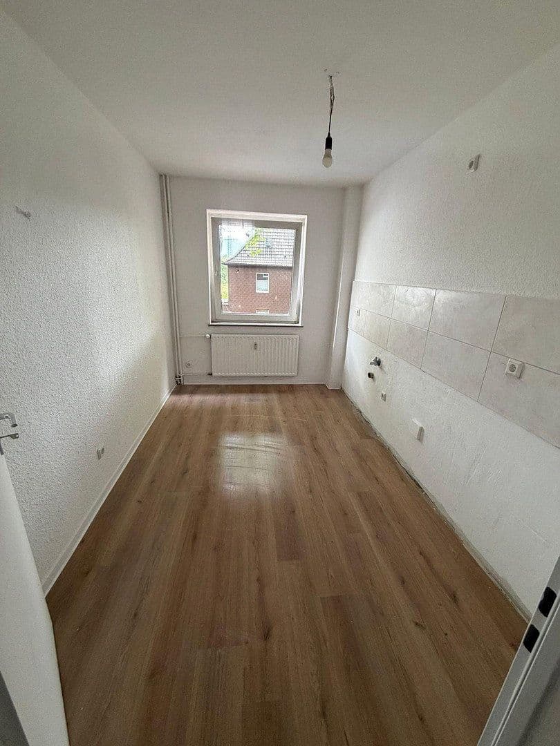 Predaj domu 908 m², pozemok 374 m², Gelsenkirchenerstr. 36, Bochum, Severné Porýnie - Westfálsko Predaj domu 908 m², pozemok 374 m², Gelsenkirchenerstr. 36, Bochum, Severné Porýnie - Westfálsko