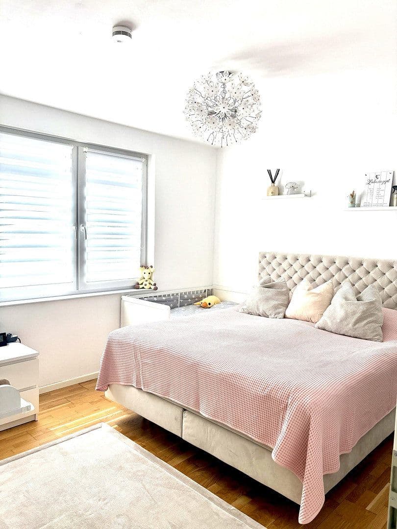 Predaj bytu 3-izbový 88 m², Konz, Porýnie-Falcko Predaj bytu 3-izbový 88 m², Konz, Porýnie-Falcko