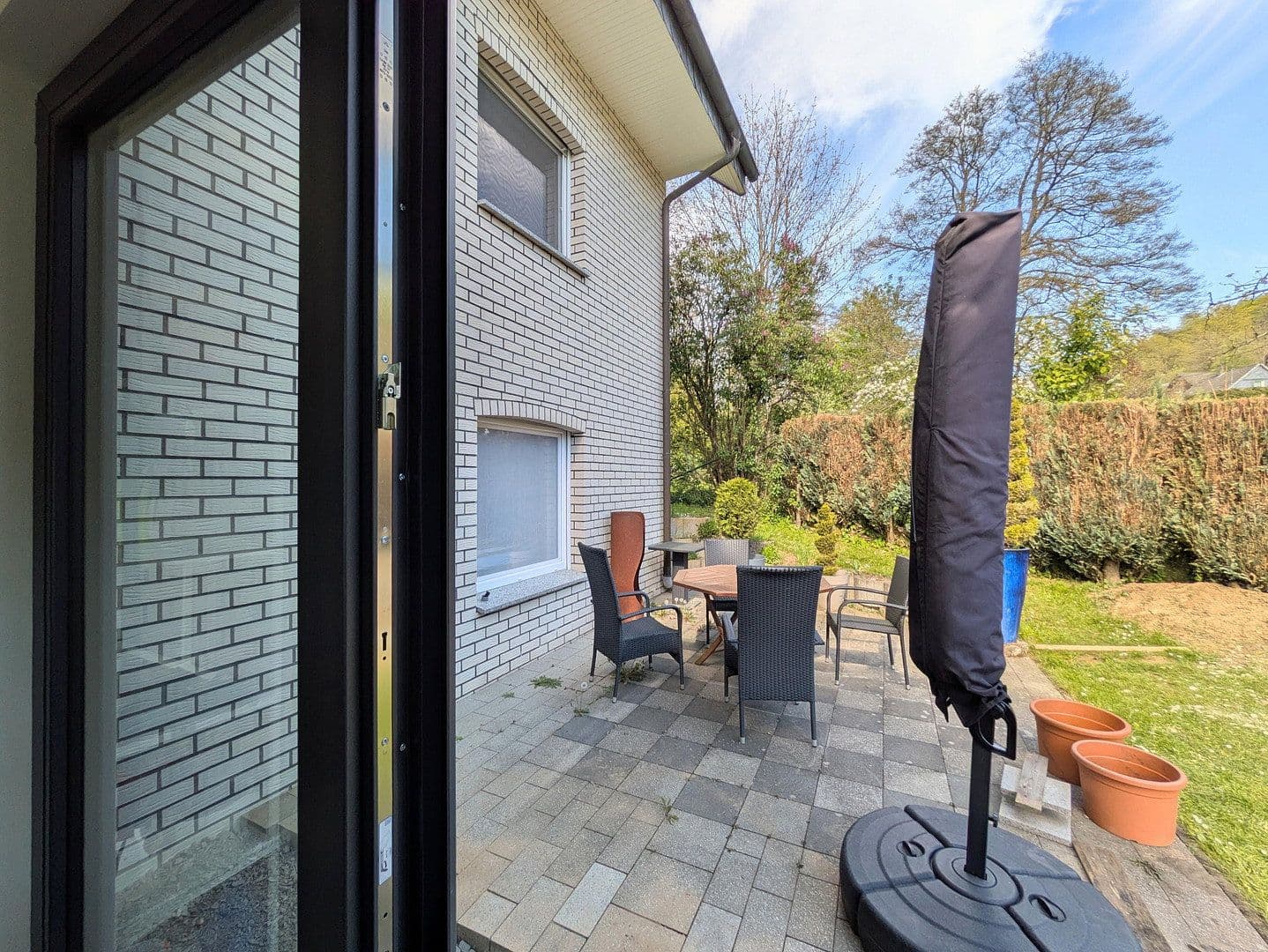 Predaj domu 299 m², pozemok 1.077 m², Gummersbach, Severné Porýnie - Westfálsko Predaj domu 299 m², pozemok 1.077 m², Gummersbach, Severné Porýnie - Westfálsko