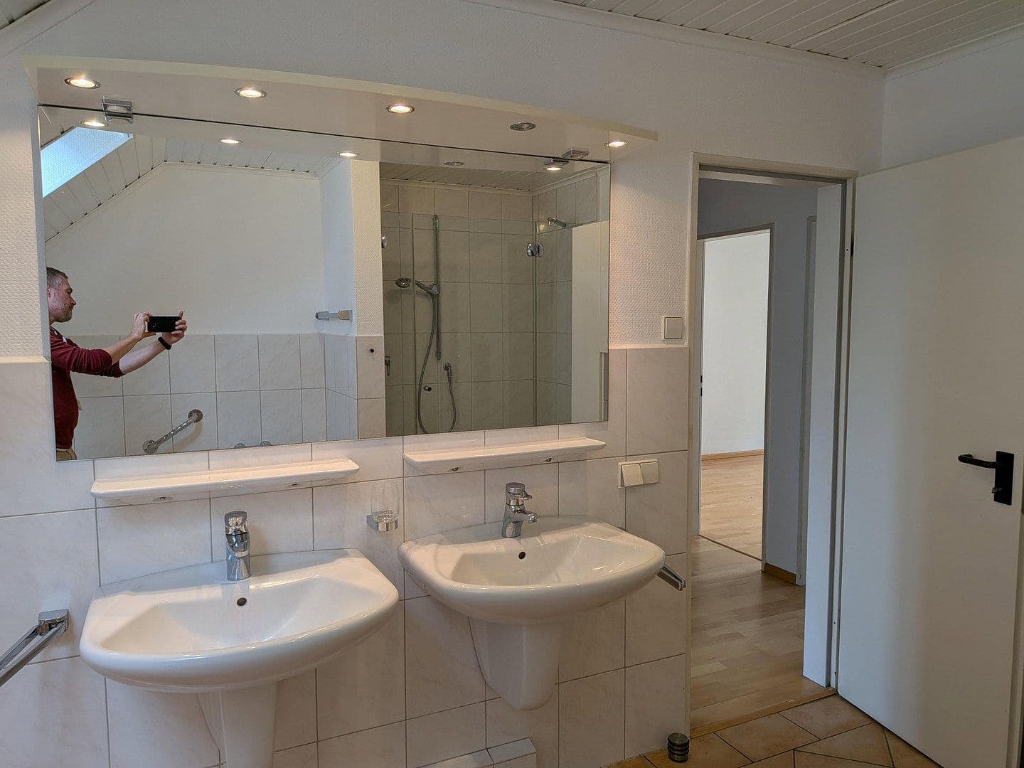 Predaj domu 125 m², pozemok 440 m², Halstenbek, Šlezvicko-Holštajnsko Predaj domu 125 m², pozemok 440 m², Halstenbek, Šlezvicko-Holštajnsko