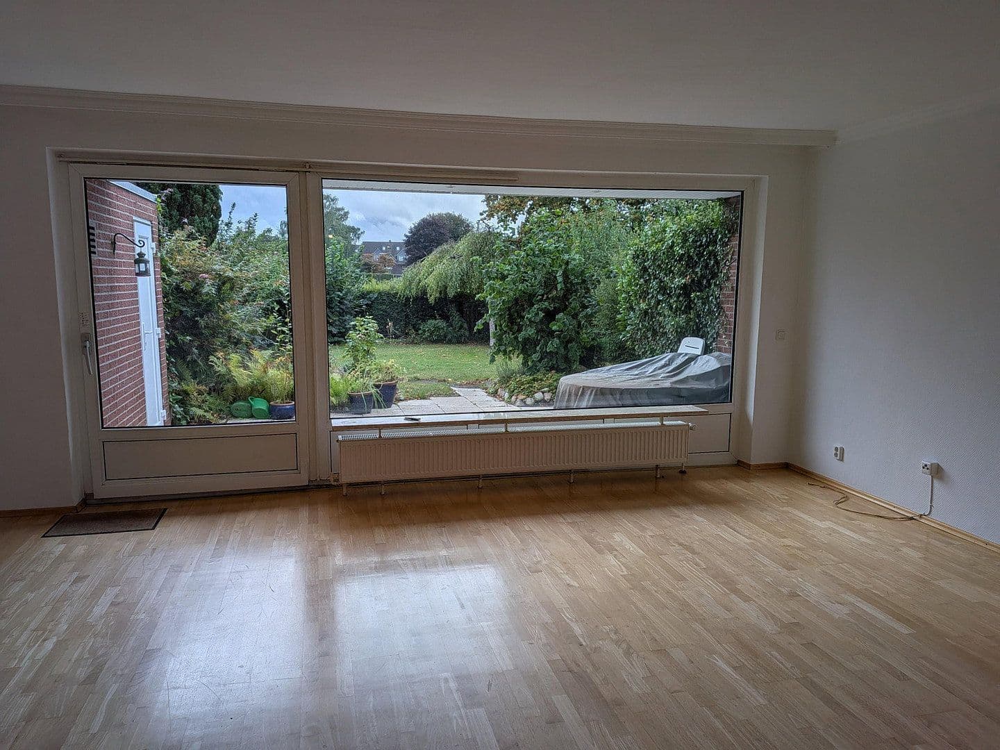 Predaj domu 125 m², pozemok 440 m², Halstenbek, Šlezvicko-Holštajnsko Predaj domu 125 m², pozemok 440 m², Halstenbek, Šlezvicko-Holštajnsko