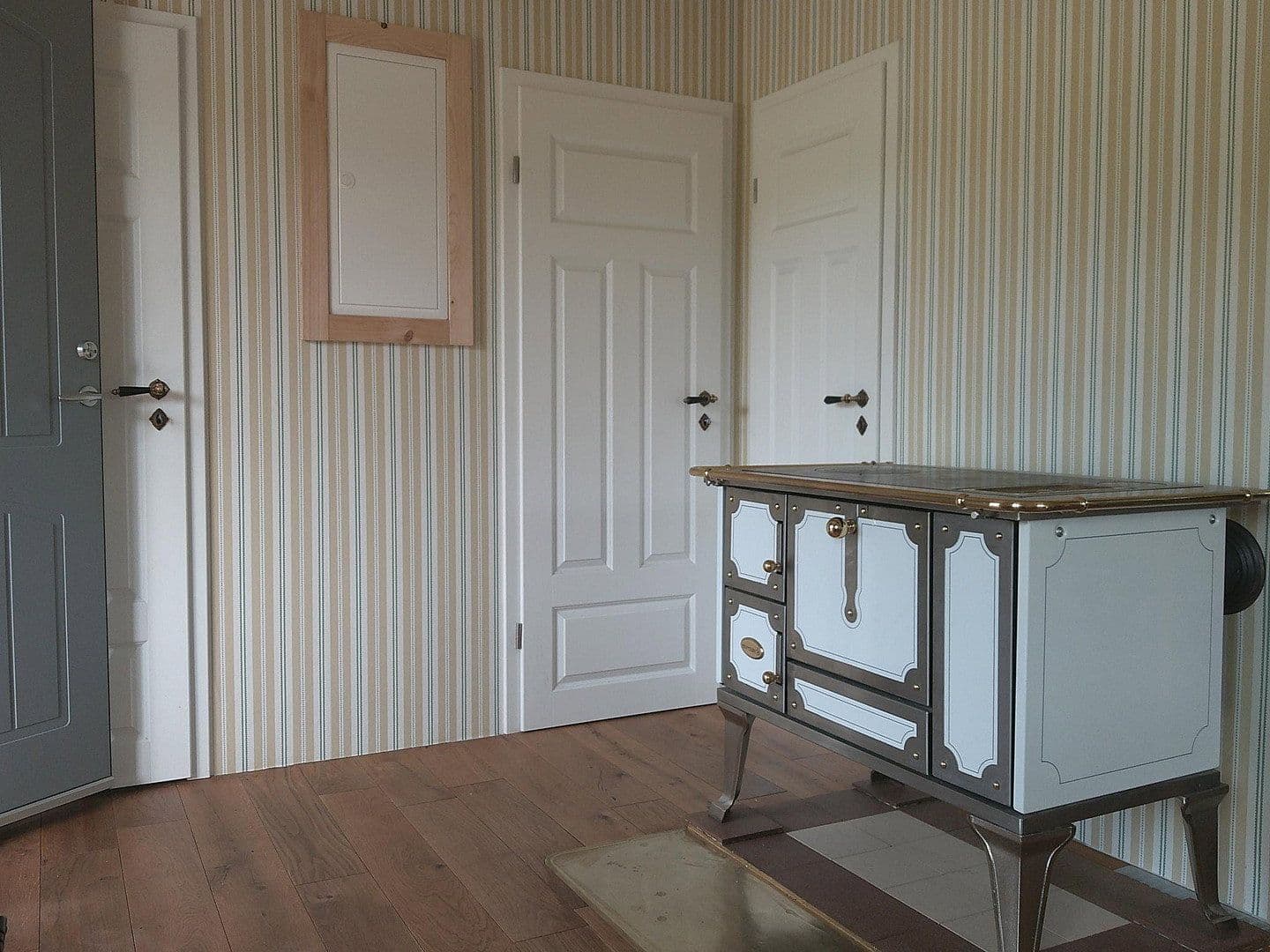 Predaj domu 60 m², pozemok 806 m², Am Kirchberg 2, Hausen, Bavorsko Predaj domu 60 m², pozemok 806 m², Am Kirchberg 2, Hausen, Bavorsko