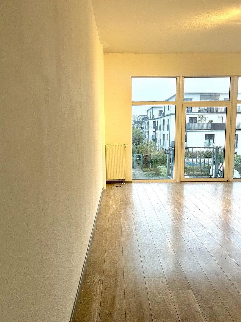 Prenájom bytu 1-izbový 34 m², Heinrich-Hoerle-Straße X, Hürth, Severné Porýnie - Westfálsko Prenájom bytu 1-izbový 34 m², Heinrich-Hoerle-Straße X, Hürth, Severné Porýnie - Westfálsko
