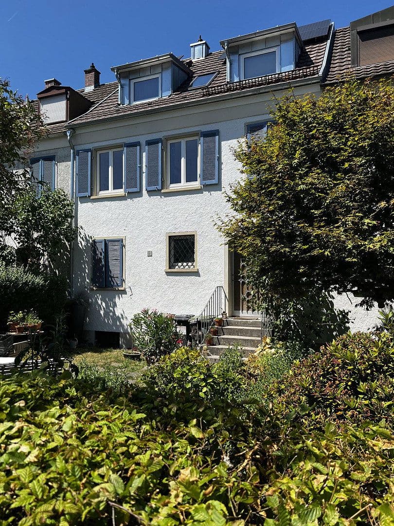 Predaj bytu 4-izbový 101 m², Freiburg, Bádensko-Wurttembersko Predaj bytu 4-izbový 101 m², Freiburg, Bádensko-Wurttembersko