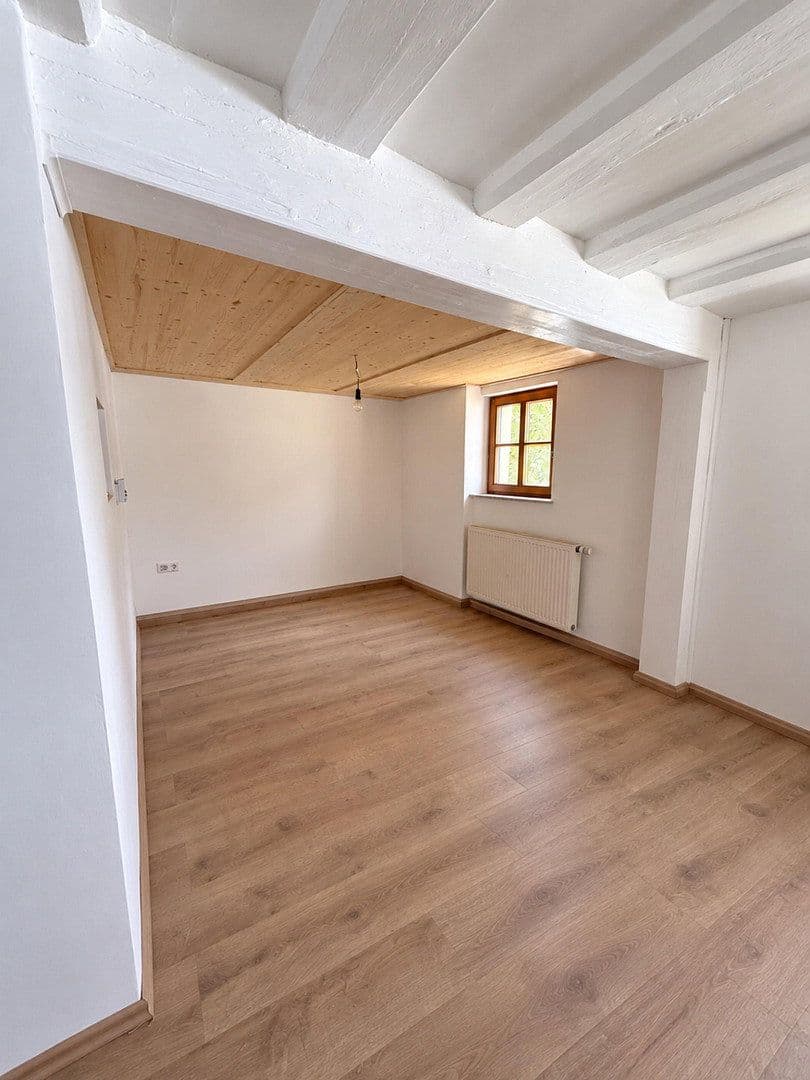 Predaj domu 115 m², pozemok 180 m², Bergstraße 22, Geslau, Bavorsko Predaj domu 115 m², pozemok 180 m², Bergstraße 22, Geslau, Bavorsko
