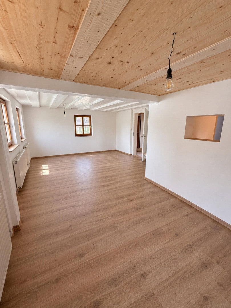 Predaj domu 115 m², pozemok 180 m², Bergstraße 22, Geslau, Bavorsko Predaj domu 115 m², pozemok 180 m², Bergstraße 22, Geslau, Bavorsko