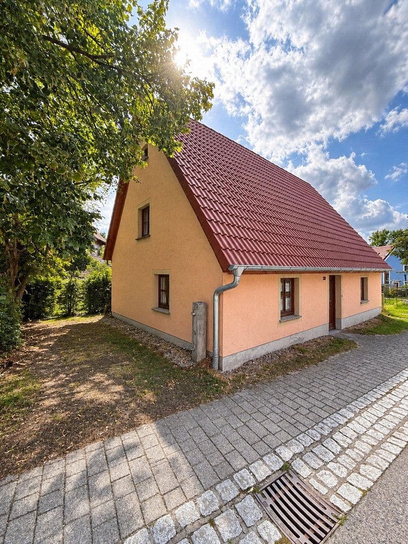 Predaj domu 115 m², pozemok 180 m², Bergstraße 22, Geslau, Bavorsko Predaj domu 115 m², pozemok 180 m², Bergstraße 22, Geslau, Bavorsko