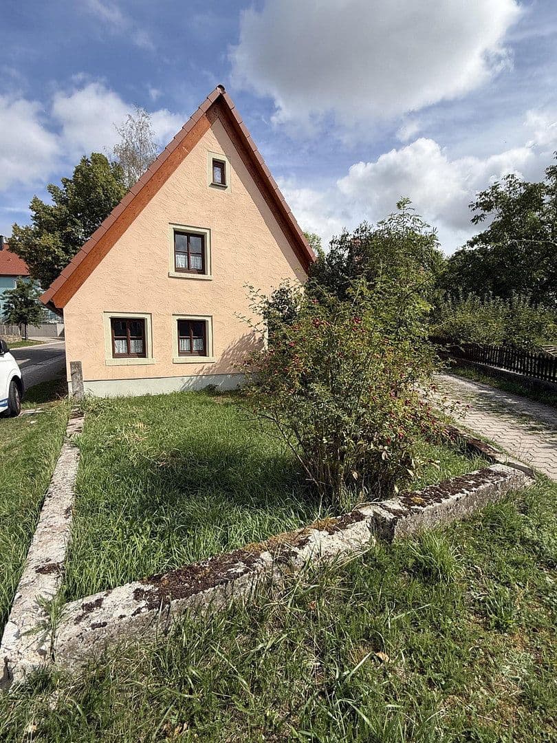 Predaj domu 115 m², pozemok 180 m², Bergstraße 22, Geslau, Bavorsko Predaj domu 115 m², pozemok 180 m², Bergstraße 22, Geslau, Bavorsko