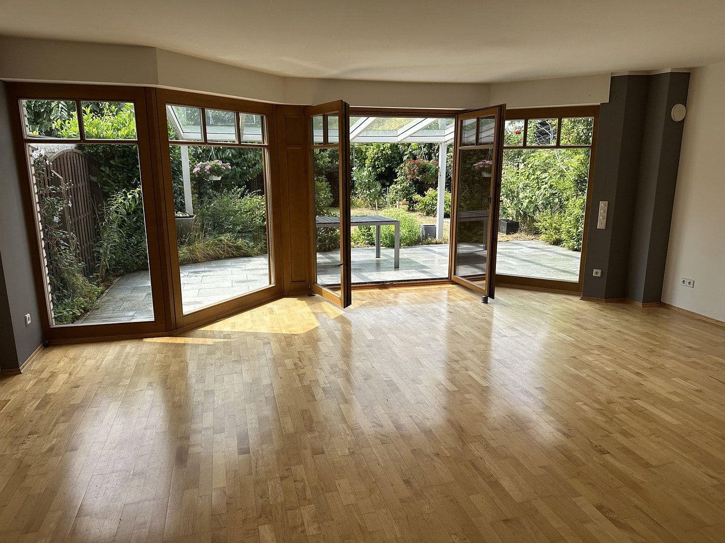 Predaj domu 153 m², pozemok 418 m², Leichlingen, Severné Porýnie - Westfálsko Predaj domu 153 m², pozemok 418 m², Leichlingen, Severné Porýnie - Westfálsko