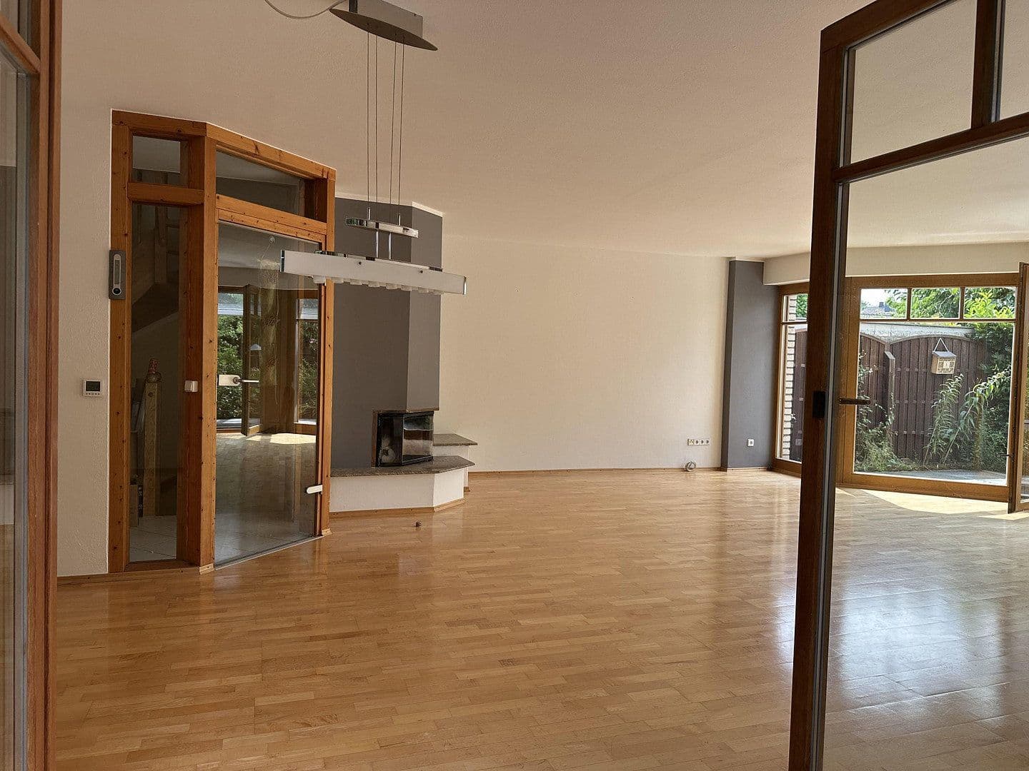 Predaj domu 153 m², pozemok 418 m², Leichlingen, Severné Porýnie - Westfálsko Predaj domu 153 m², pozemok 418 m², Leichlingen, Severné Porýnie - Westfálsko