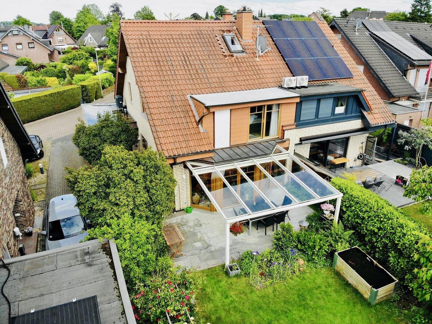 Predaj domu 153 m², pozemok 418 m², Leichlingen, Severné Porýnie - Westfálsko Predaj domu 153 m², pozemok 418 m², Leichlingen, Severné Porýnie - Westfálsko