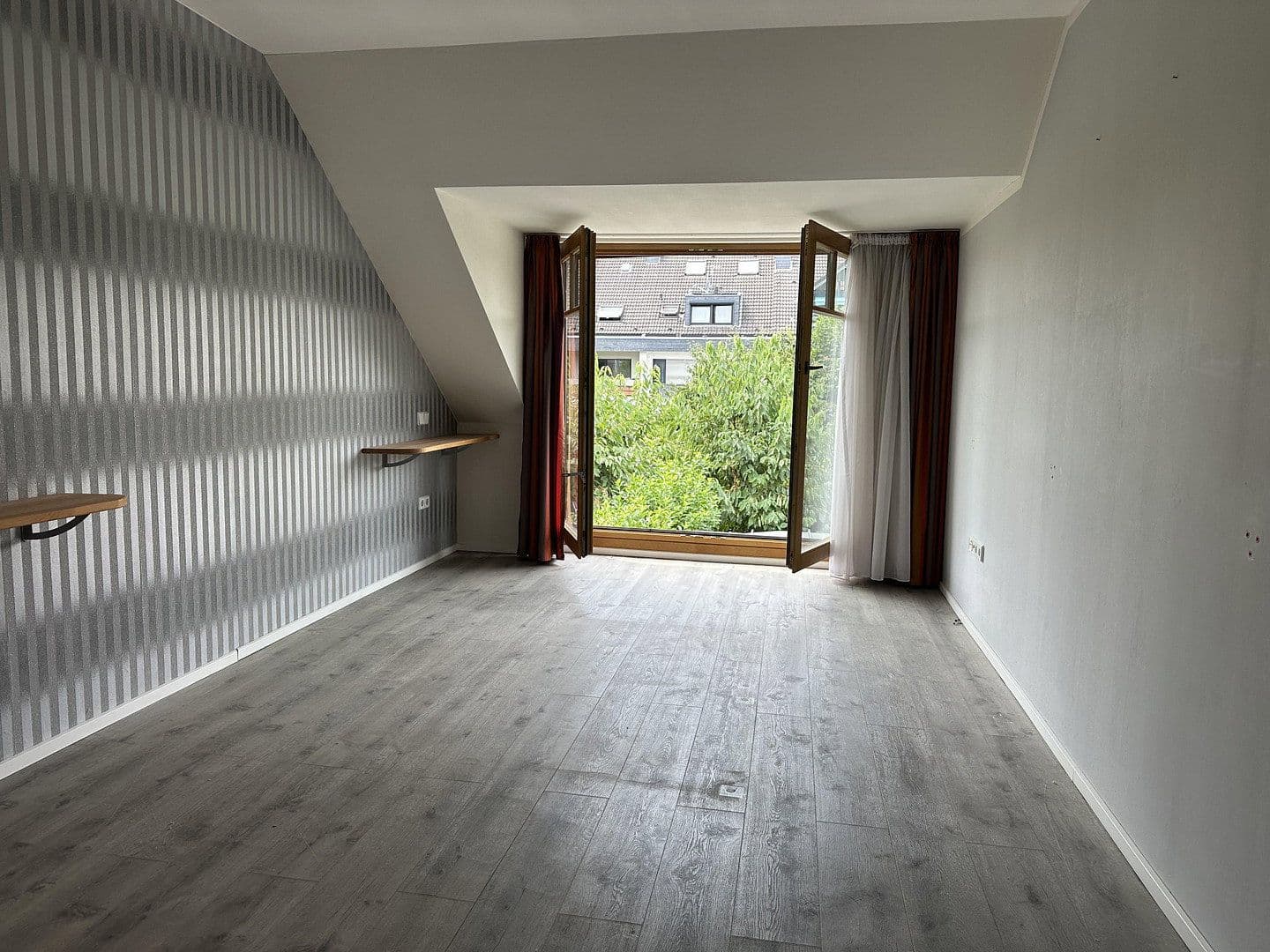 Predaj domu 153 m², pozemok 418 m², Leichlingen, Severné Porýnie - Westfálsko Predaj domu 153 m², pozemok 418 m², Leichlingen, Severné Porýnie - Westfálsko