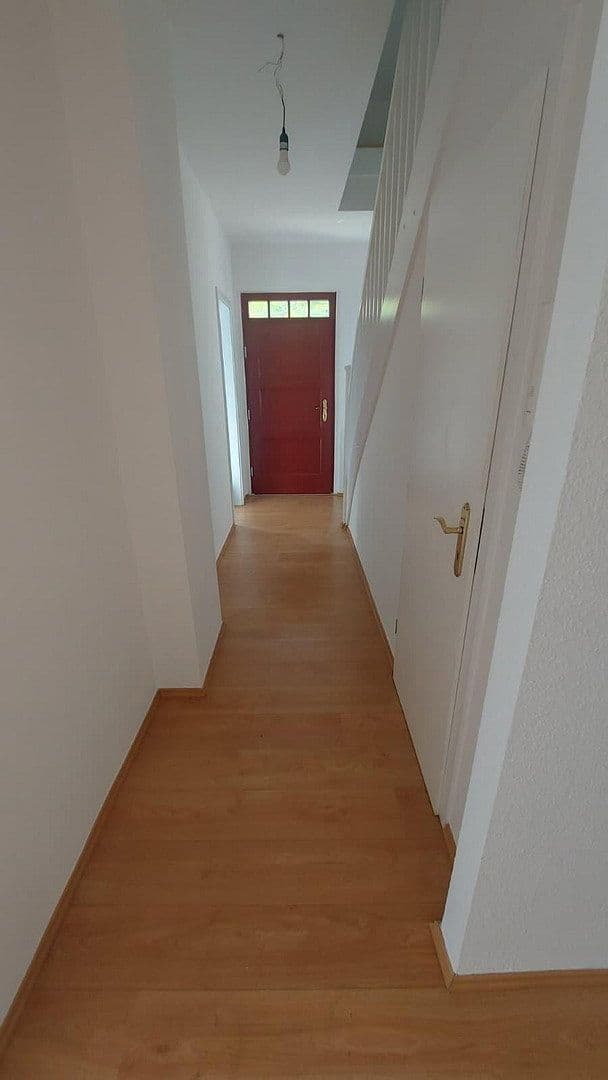 Predaj domu 121 m², pozemok 937 m², Potsdam, Brandenbursko Predaj domu 121 m², pozemok 937 m², Potsdam, Brandenbursko