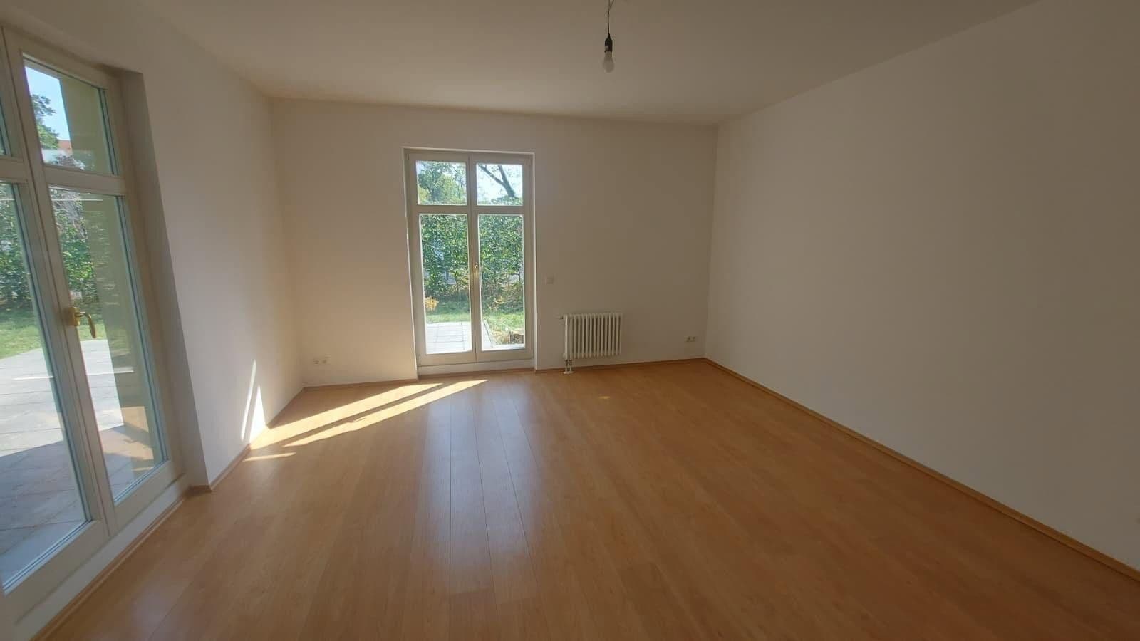 Predaj domu 121 m², pozemok 937 m², Potsdam, Brandenbursko Predaj domu 121 m², pozemok 937 m², Potsdam, Brandenbursko