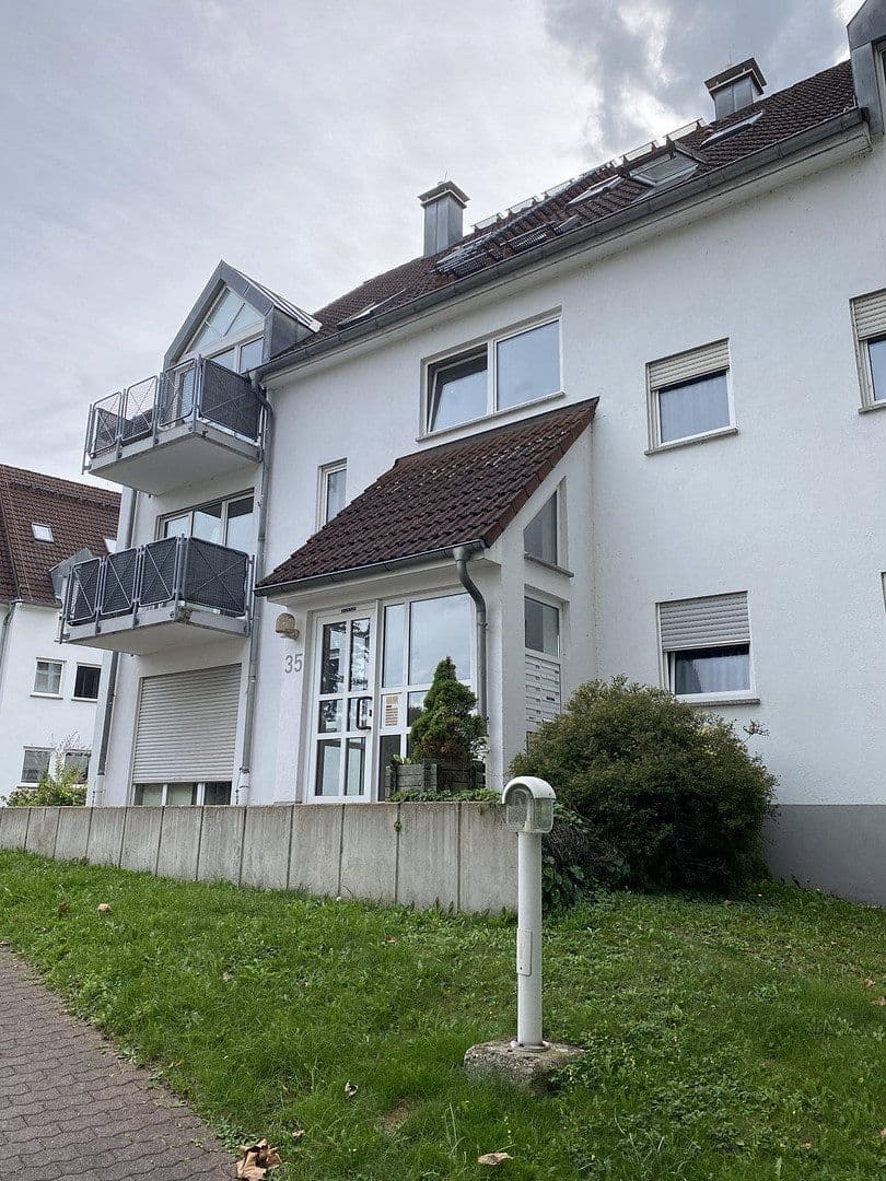 Prenájom bytu 2-izbový 45 m², Lahnstein, Porýnie-Falcko Prenájom bytu 2-izbový 45 m², Lahnstein, Porýnie-Falcko