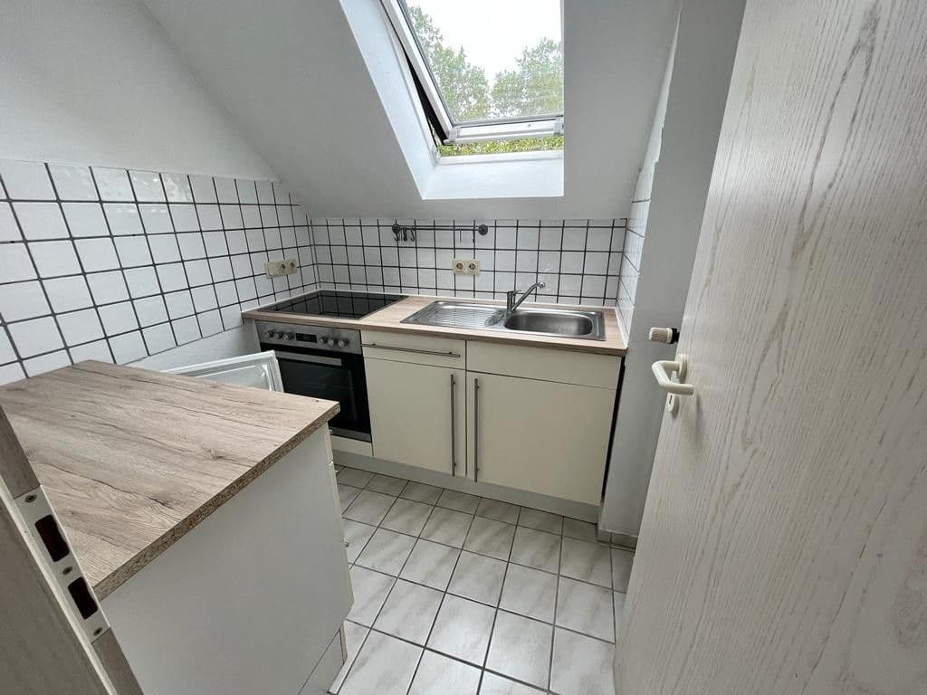 Prenájom bytu 2-izbový 45 m², Lahnstein, Porýnie-Falcko Prenájom bytu 2-izbový 45 m², Lahnstein, Porýnie-Falcko