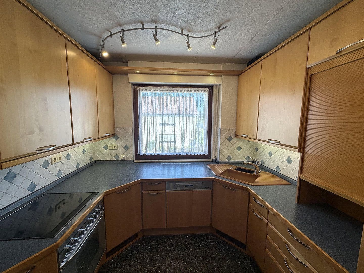 Predaj domu 210 m², pozemok 420 m², Riegelsberg, Sársko Predaj domu 210 m², pozemok 420 m², Riegelsberg, Sársko