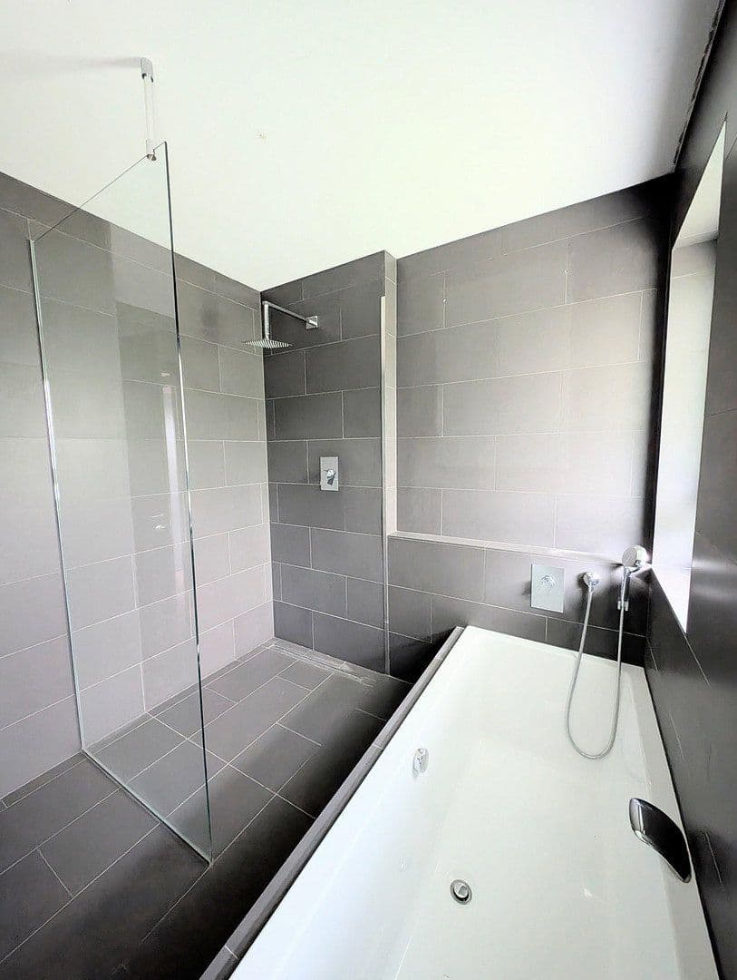 Predaj bytu 4-izbový 126 m², Robert-Dick-Weg 2, Ulm, Bádensko-Wurttembersko Predaj bytu 4-izbový 126 m², Robert-Dick-Weg 2, Ulm, Bádensko-Wurttembersko