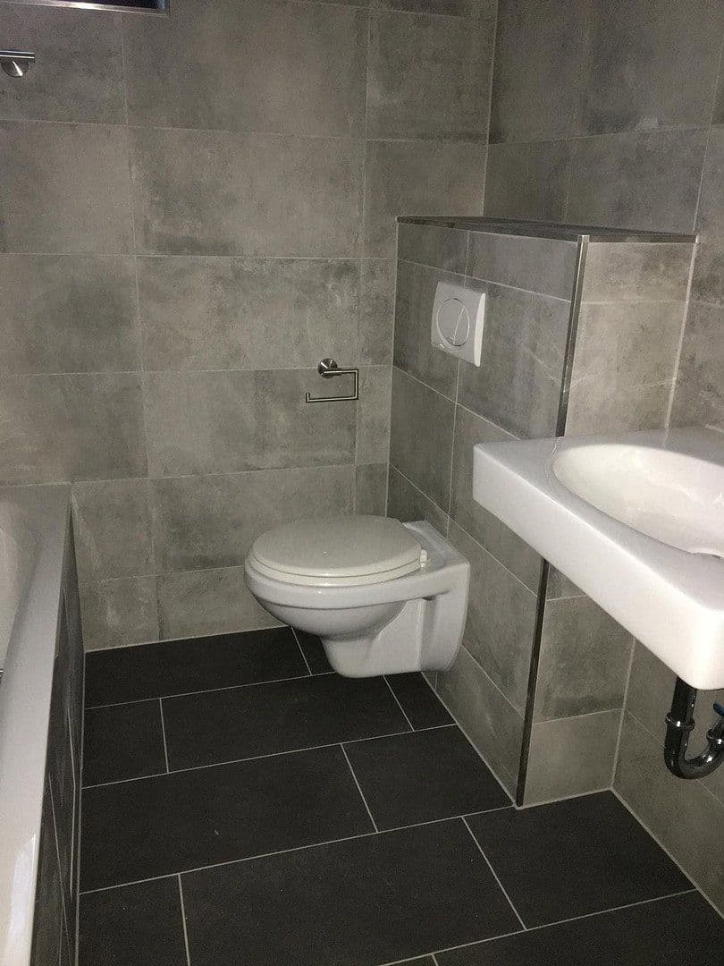 Predaj domu 879 m², pozemok 747 m², Frankenthal, Porýnie-Falcko Predaj domu 879 m², pozemok 747 m², Frankenthal, Porýnie-Falcko