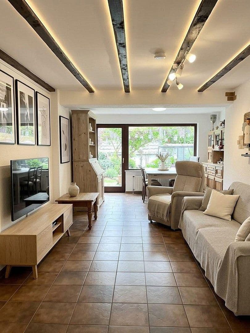 Predaj domu 98 m², pozemok 230 m², Lingenfeld 3a, Leverkusen, Severné Porýnie - Westfálsko Predaj domu 98 m², pozemok 230 m², Lingenfeld 3a, Leverkusen, Severné Porýnie - Westfálsko