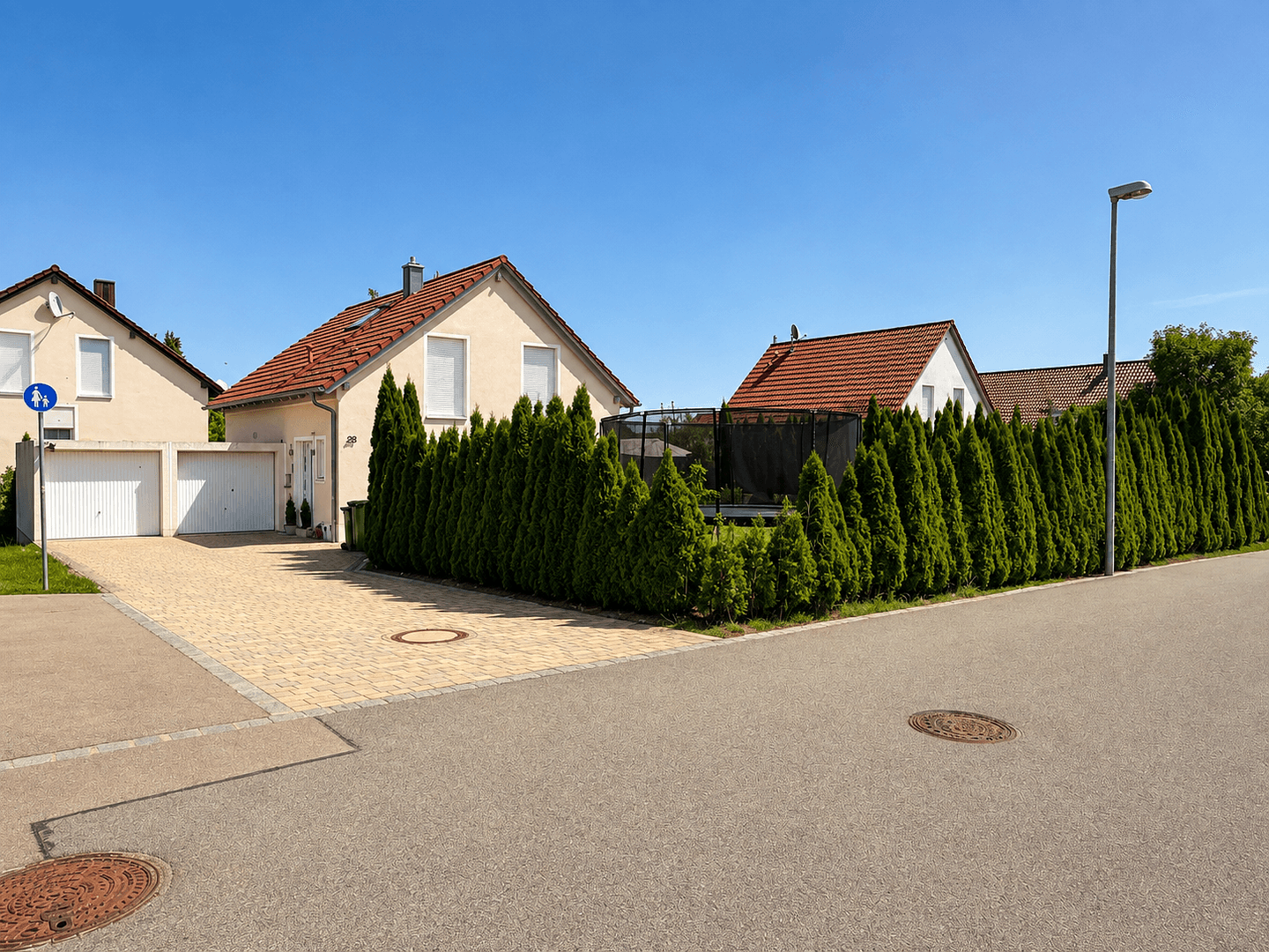 Predaj domu 168 m², pozemok 676 m², Glockenbecherring 28, Obertraubling, Bavorsko Predaj domu 168 m², pozemok 676 m², Glockenbecherring 28, Obertraubling, Bavorsko