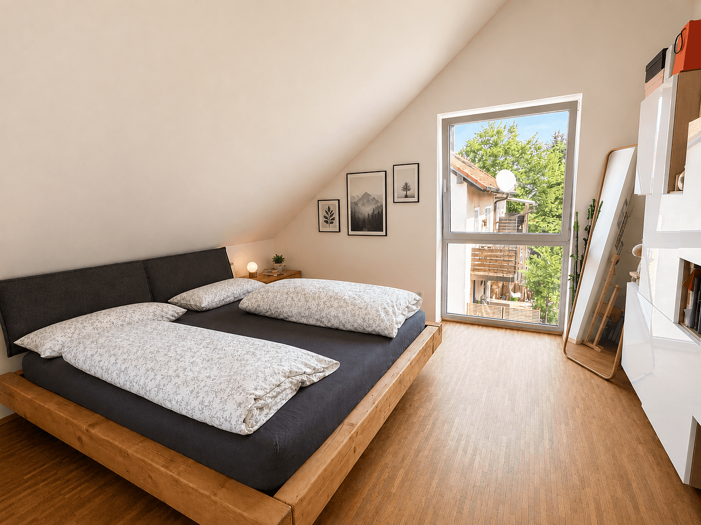 Predaj domu 168 m², pozemok 676 m², Glockenbecherring 28, Obertraubling, Bavorsko Predaj domu 168 m², pozemok 676 m², Glockenbecherring 28, Obertraubling, Bavorsko
