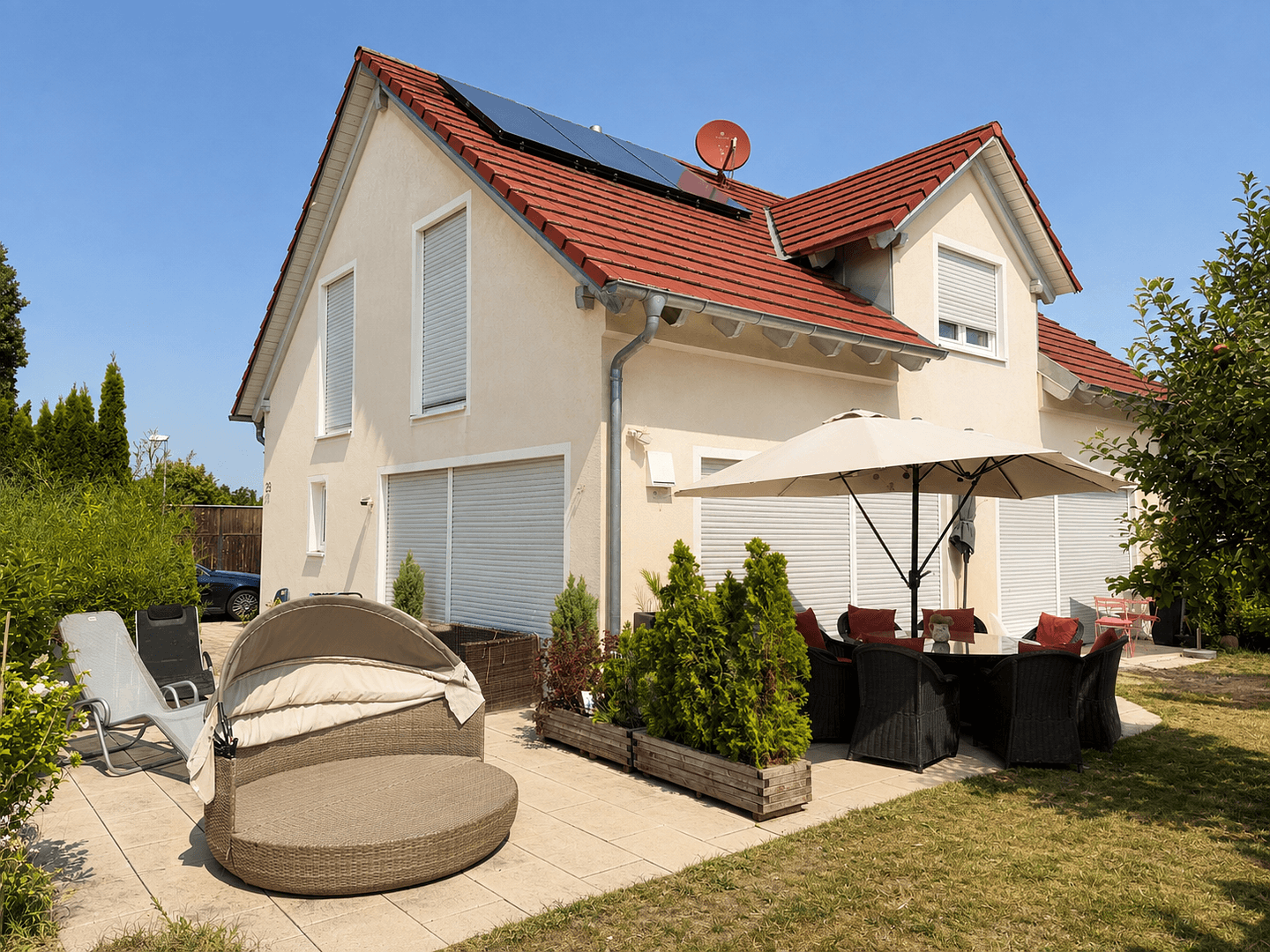 Predaj domu 168 m², pozemok 676 m², Glockenbecherring 28, Obertraubling, Bavorsko Predaj domu 168 m², pozemok 676 m², Glockenbecherring 28, Obertraubling, Bavorsko