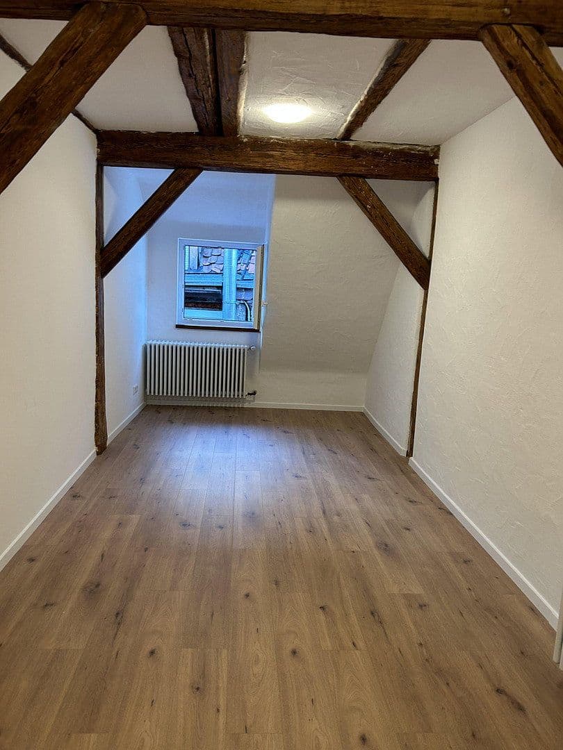 Predaj domu 385 m², pozemok 346 m², Tübingen, Bádensko-Wurttembersko Predaj domu 385 m², pozemok 346 m², Tübingen, Bádensko-Wurttembersko