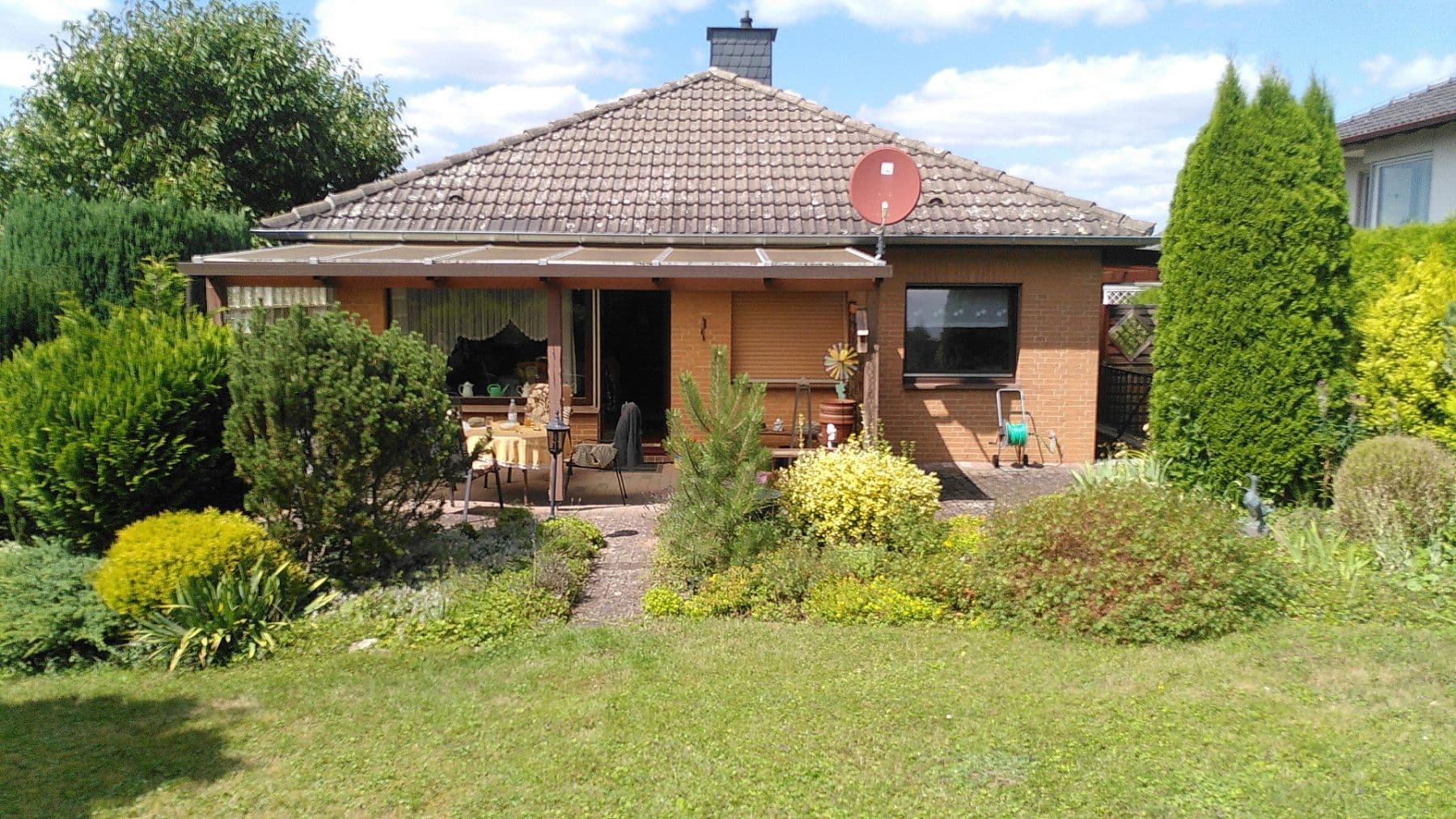 Predaj domu 128 m², pozemok 885 m², Northeim, Dolné Sasko Predaj domu 128 m², pozemok 885 m², Northeim, Dolné Sasko
