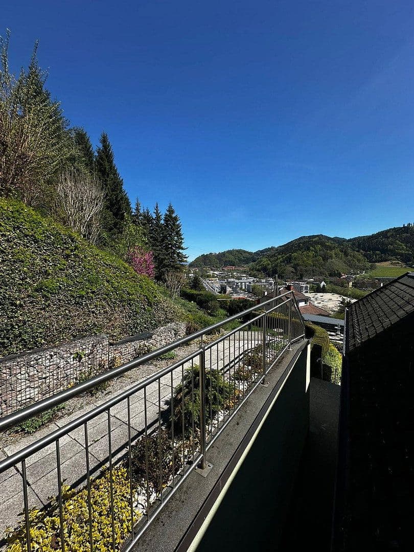 Predaj domu 380 m², pozemok 8.200 m², Kronawettersiedlung 7, Kapfenberg, Štajersko Predaj domu 380 m², pozemok 8.200 m², Kronawettersiedlung 7, Kapfenberg, Štajersko