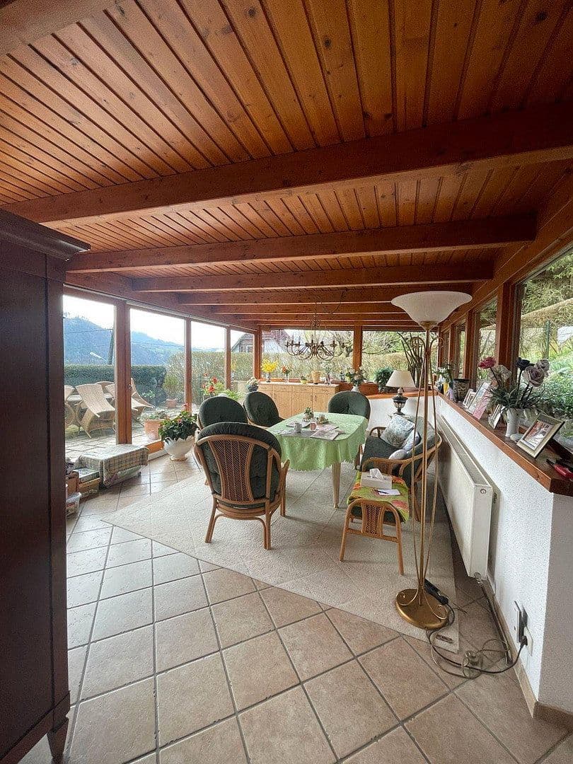 Predaj domu 380 m², pozemok 8.200 m², Kronawettersiedlung 7, Kapfenberg, Štajersko Predaj domu 380 m², pozemok 8.200 m², Kronawettersiedlung 7, Kapfenberg, Štajersko
