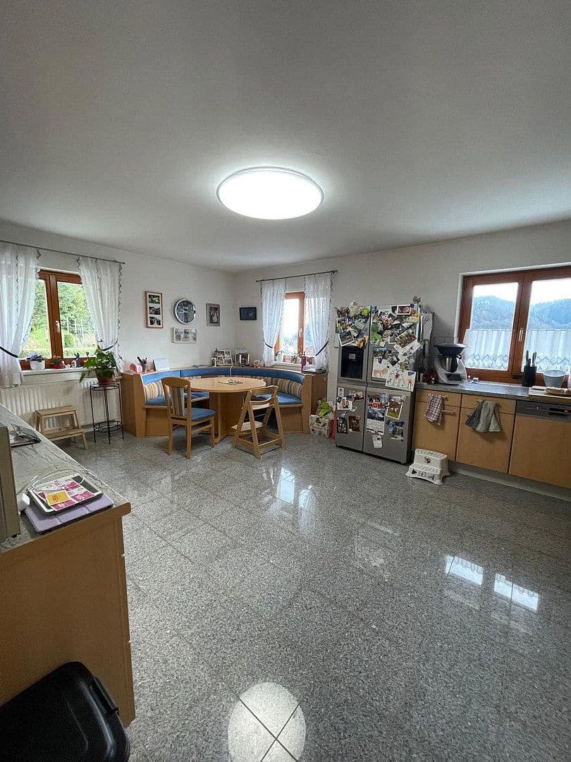 Predaj domu 380 m², pozemok 8.200 m², Kronawettersiedlung 7, Kapfenberg, Štajersko Predaj domu 380 m², pozemok 8.200 m², Kronawettersiedlung 7, Kapfenberg, Štajersko
