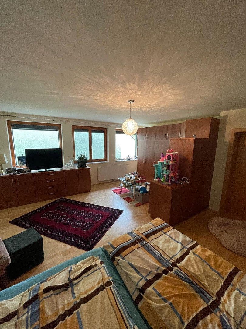 Predaj domu 380 m², pozemok 8.200 m², Kronawettersiedlung 7, Kapfenberg, Štajersko Predaj domu 380 m², pozemok 8.200 m², Kronawettersiedlung 7, Kapfenberg, Štajersko