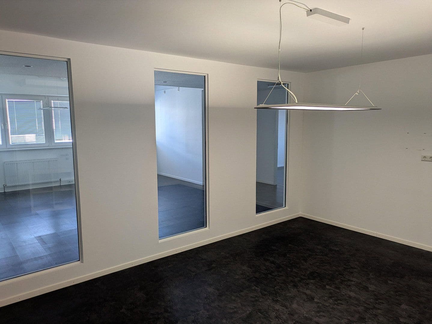 Prenájom kancelárie 189 m², Bürgermeister-Landmann-Platz 9, Günzburg, Bavorsko Prenájom kancelárie 189 m², Bürgermeister-Landmann-Platz 9, Günzburg, Bavorsko