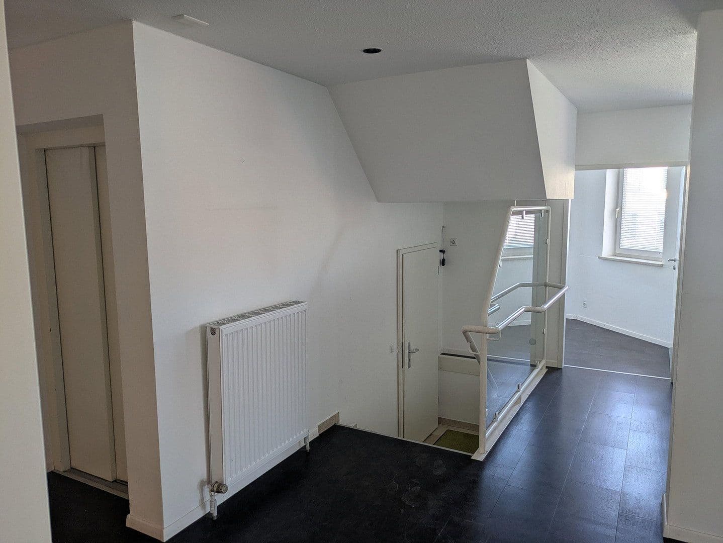 Prenájom kancelárie 189 m², Bürgermeister-Landmann-Platz 9, Günzburg, Bavorsko Prenájom kancelárie 189 m², Bürgermeister-Landmann-Platz 9, Günzburg, Bavorsko