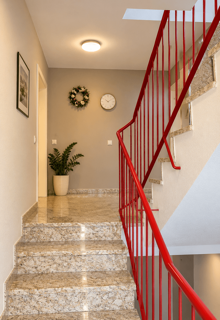 Predaj domu 426 m², pozemok 697 m², Altenstadt, Hesensko Predaj domu 426 m², pozemok 697 m², Altenstadt, Hesensko