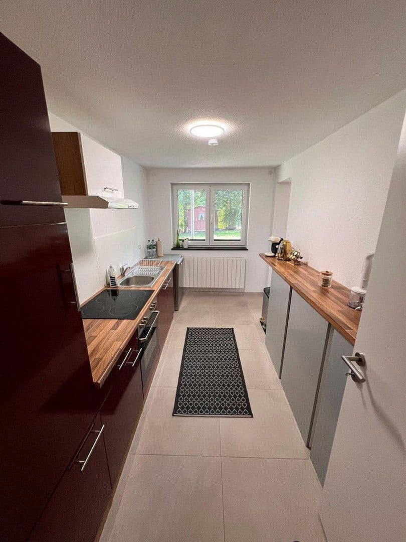 Predaj domu 260 m², pozemok 1.150 m², Tuttlingen, Bádensko-Wurttembersko Predaj domu 260 m², pozemok 1.150 m², Tuttlingen, Bádensko-Wurttembersko