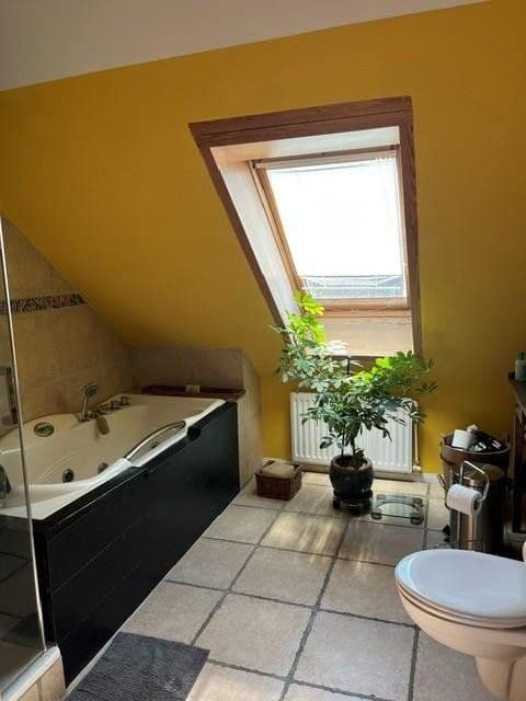 Predaj domu 180 m², pozemok 804 m², Dorfstraße 81b, Tangstedt, Šlezvicko-Holštajnsko Predaj domu 180 m², pozemok 804 m², Dorfstraße 81b, Tangstedt, Šlezvicko-Holštajnsko