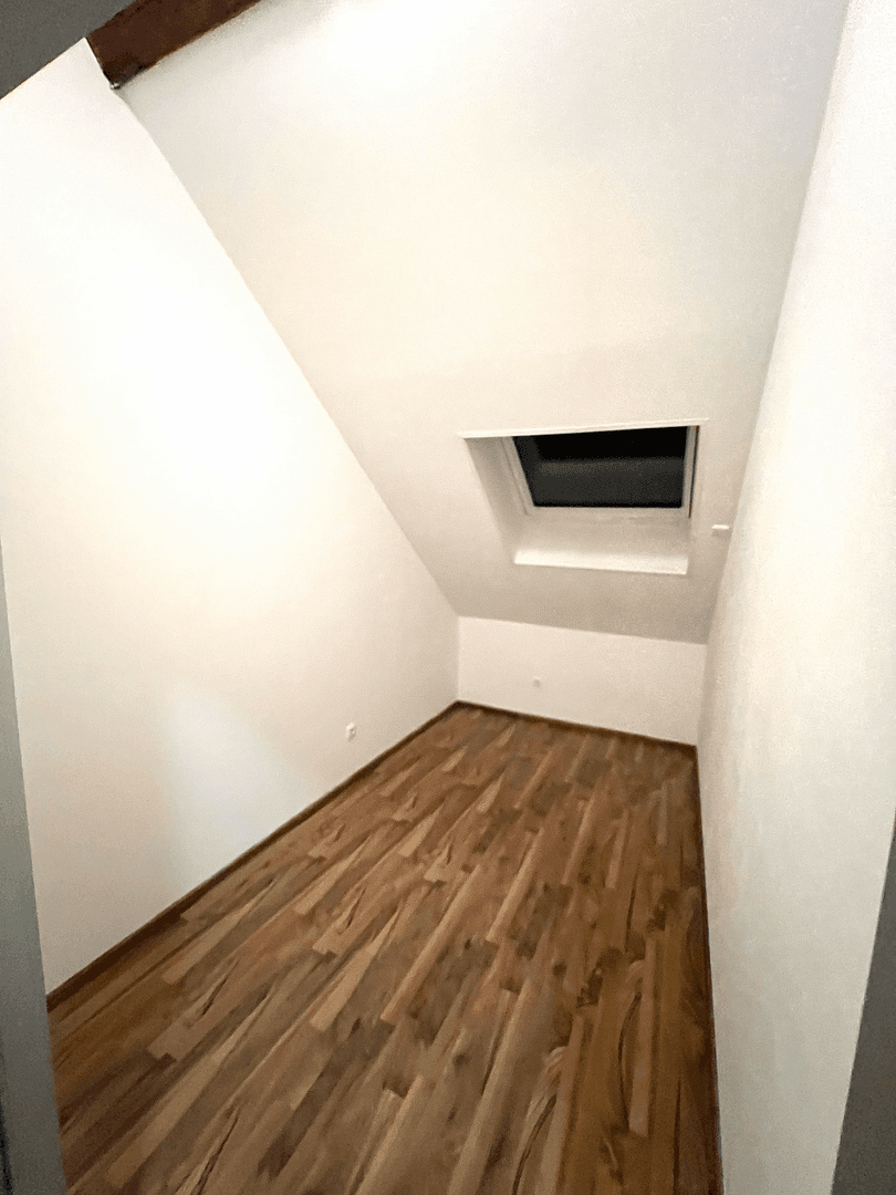 Predaj domu 480 m², pozemok 980 m², Salching, Bavorsko Predaj domu 480 m², pozemok 980 m², Salching, Bavorsko