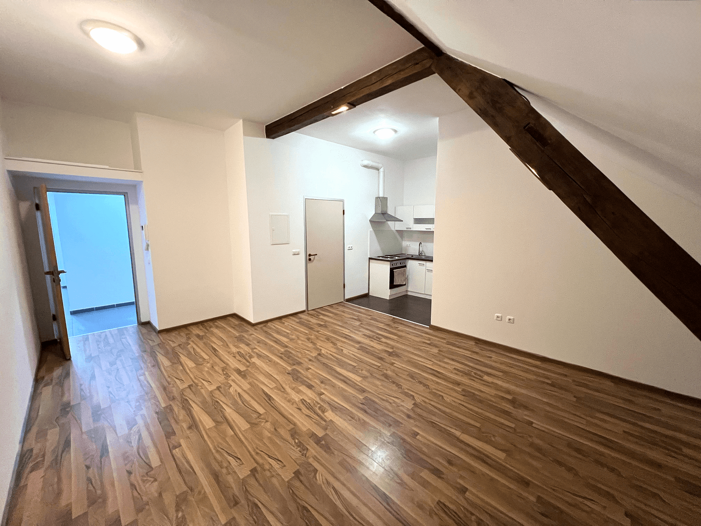 Predaj domu 480 m², pozemok 980 m², Salching, Bavorsko Predaj domu 480 m², pozemok 980 m², Salching, Bavorsko