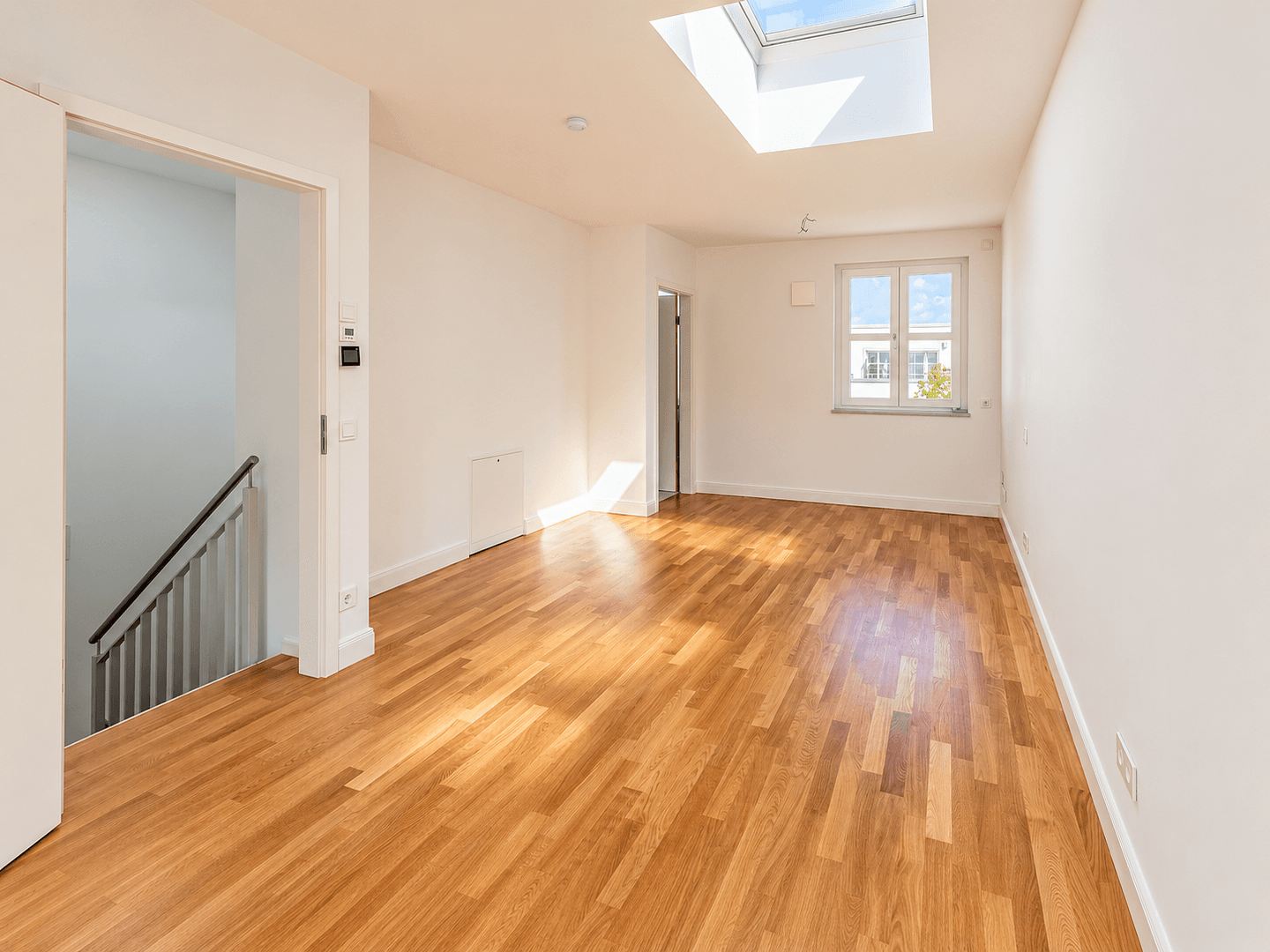 Predaj domu 175 m², pozemok 432 m², Potsdam, Brandenbursko Predaj domu 175 m², pozemok 432 m², Potsdam, Brandenbursko